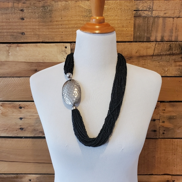 Jewelry - Large silver and black statement necklace